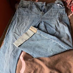 Jeans with sparkle on the bottom -my style